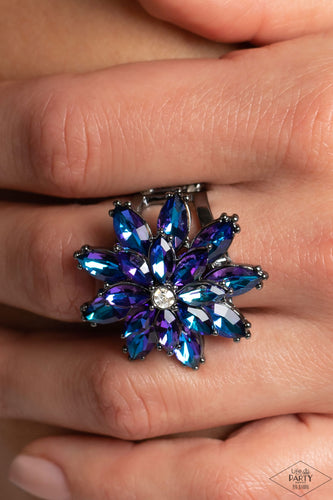 AM I GLEAMing? Multi Ring- Paparazzi