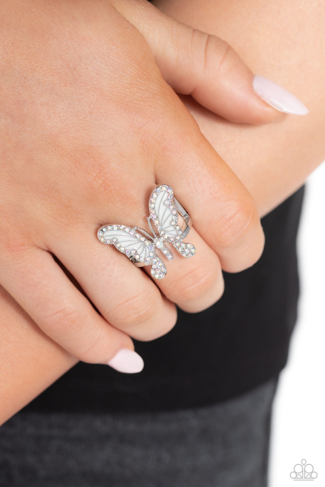 All Good WINGS White Ring- Paparazzi