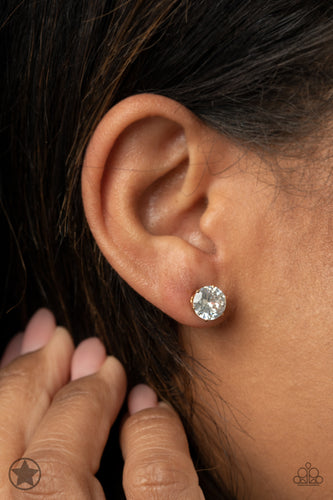 Just in TIMELESS Gold Post Earrings- Paparazzi