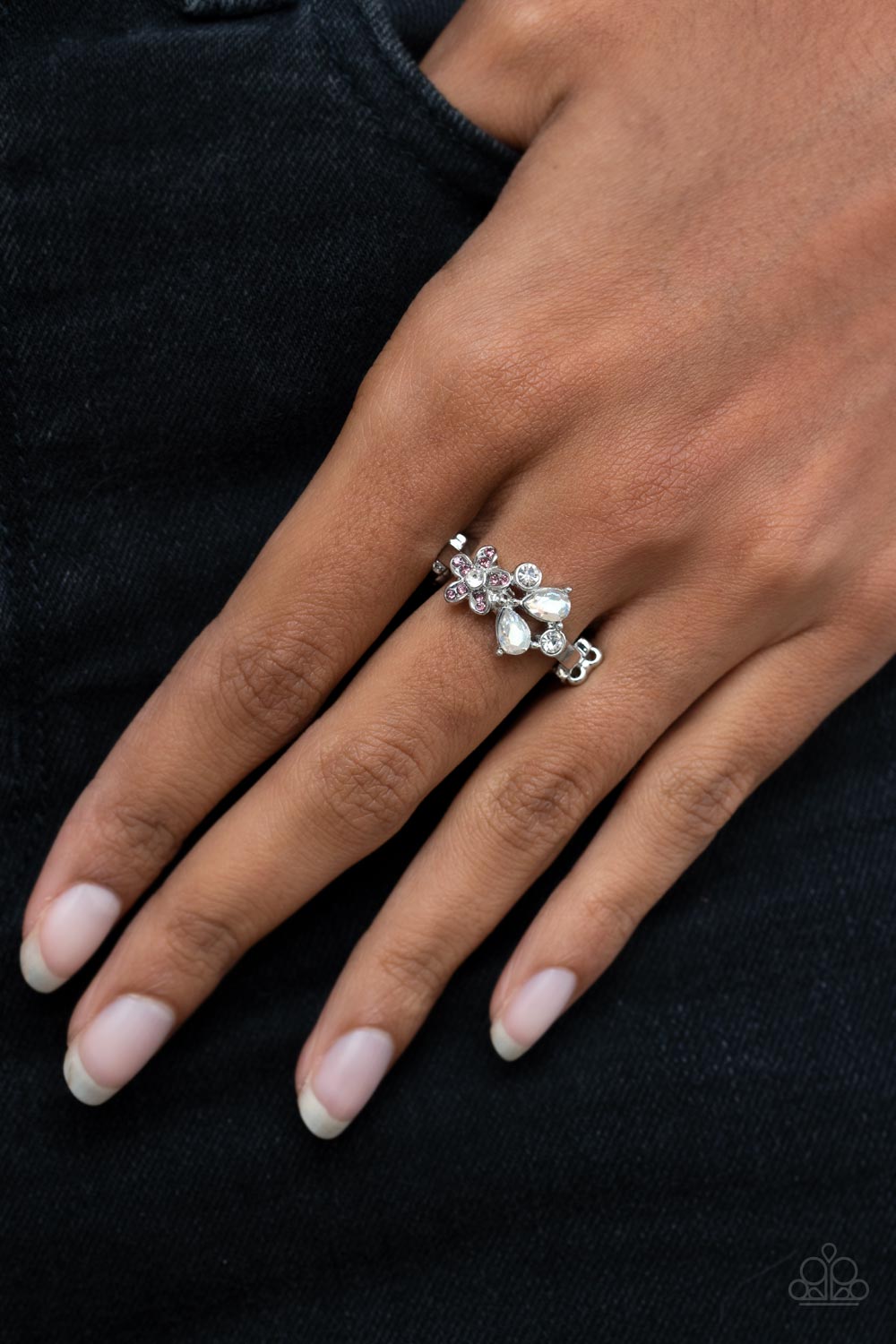 Enchanting Efflorescence Purple Ring- Paparazzi