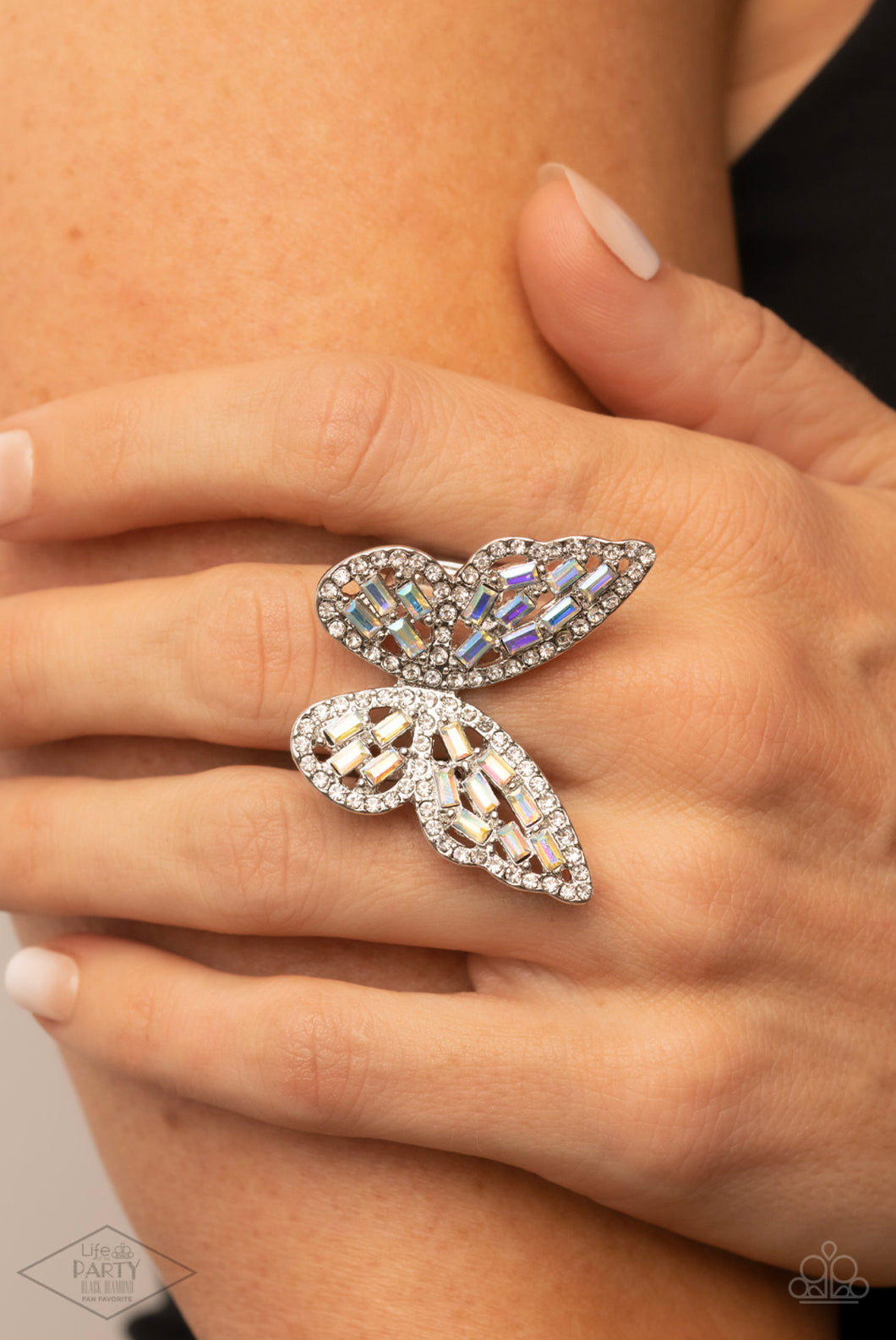 Flauntable Flutter Multi Ring- Paparazzi