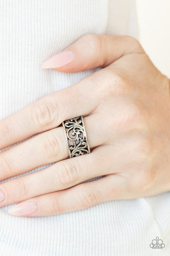 Di-VINE Design Silver Ring- Paparazzi