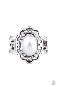 Metro Marina Silver Ring- Paparazzi